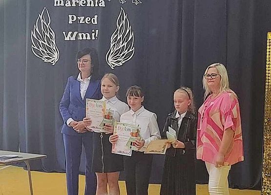 Grafika 1: TRZYMAJ FORMĘ!