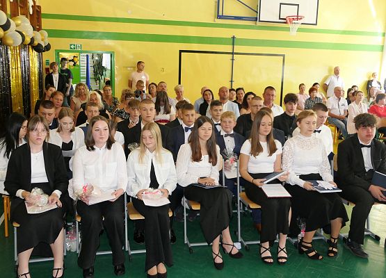 Zakończenie roku szkolnego klasy ósmej w Garczegorzu 2024 rok.