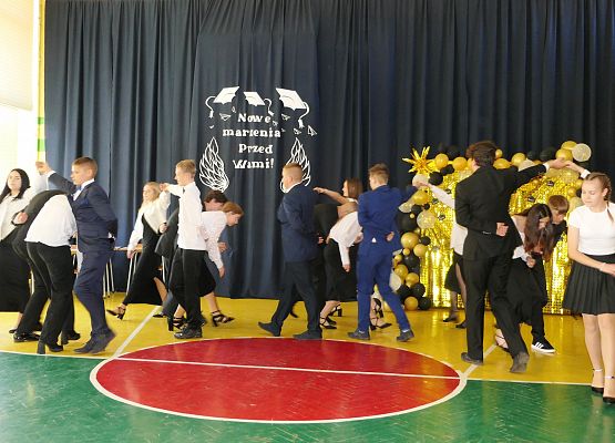 Zakończenie roku szkolnego klasy ósmej w Garczegorzu 2024 rok.