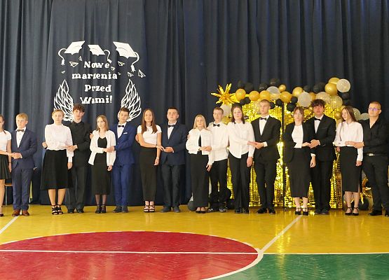Zakończenie roku szkolnego klasy ósmej w Garczegorzu 2024 rok.