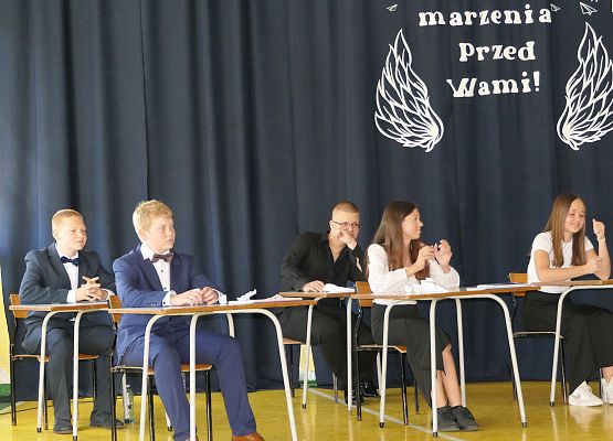 Zakończenie roku szkolnego klasy ósmej w Garczegorzu 2024 rok.