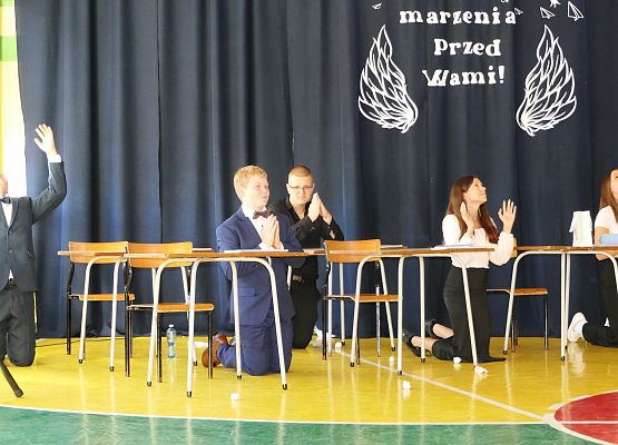 Zakończenie roku szkolnego klasy ósmej w Garczegorzu 2024 rok.