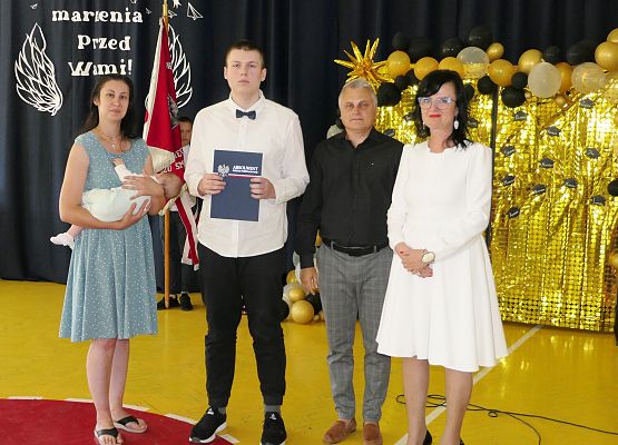 Zakończenie roku szkolnego klasy ósmej w Garczegorzu 2024 rok.