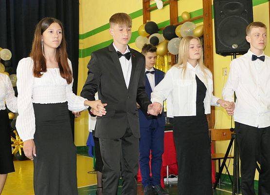 Grafika 17: Pożegnianie klasy ósmej