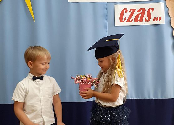 Grafika 19: UROCZYSTE ZAKOŃCZENIE ROKU W PRZEDSZKOLU
