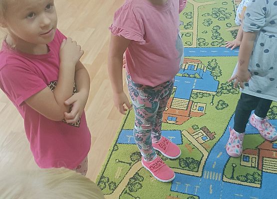 Grupa młodsza - Międzynarodowy Dzień Kropki