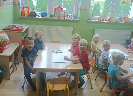 Grupa młodsza - Międzynarodowy Dzień Kropki