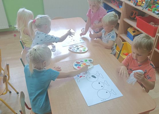 Grupa młodsza - Międzynarodowy Dzień Kropki