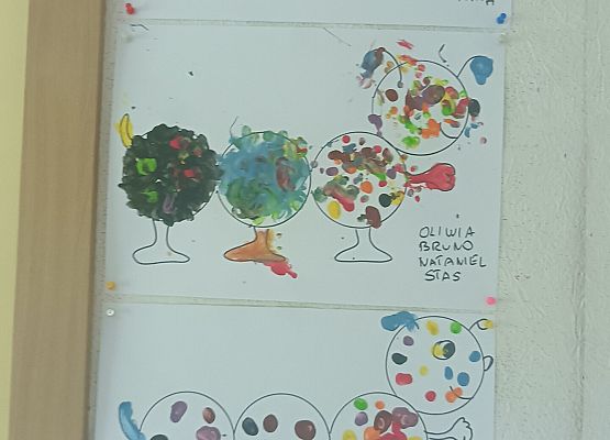 Grupa młodsza - Międzynarodowy Dzień Kropki