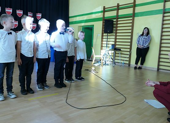 Ślubowanie klas pierwszych w Zespole Szkół w Garczegorzu 18.10,2024 rok.