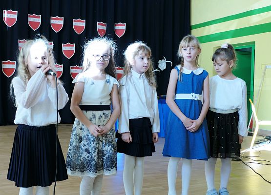 Ślubowanie klas pierwszych w Zespole Szkół w Garczegorzu 18.10,2024 rok.