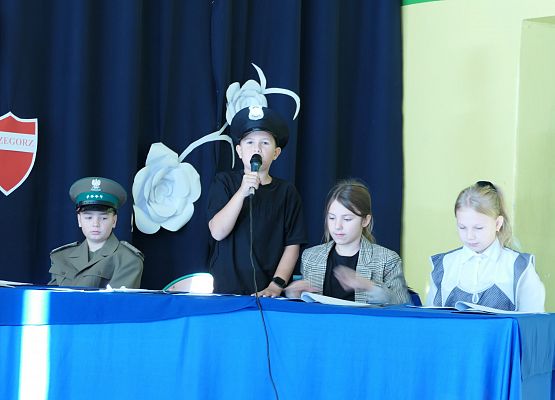 Ślubowanie klas pierwszych w Zespole Szkół w Garczegorzu 18.10,2024 rok.