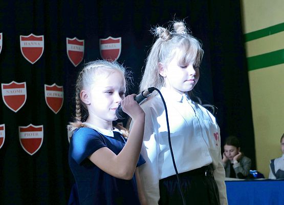 Ślubowanie klas pierwszych w Zespole Szkół w Garczegorzu 18.10,2024 rok.