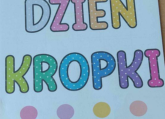Grafika 2: DZIEŃ KROPKI - W KLASIE III
