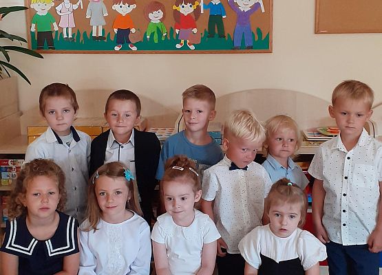 Grafika 1: NOWY ROK W PRZEDSZKOLU