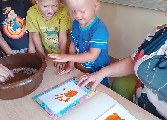 Grafika 4: NOWY ROK W PRZEDSZKOLU