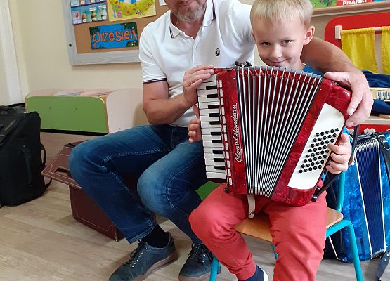 Grafika 10: NOWY ROK W PRZEDSZKOLU