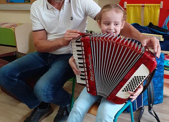 Grafika 11: NOWY ROK W PRZEDSZKOLU