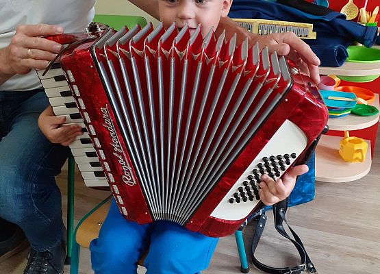 Grafika 13: NOWY ROK W PRZEDSZKOLU