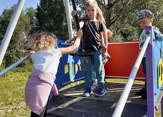 Grafika 16: NOWY ROK W PRZEDSZKOLU