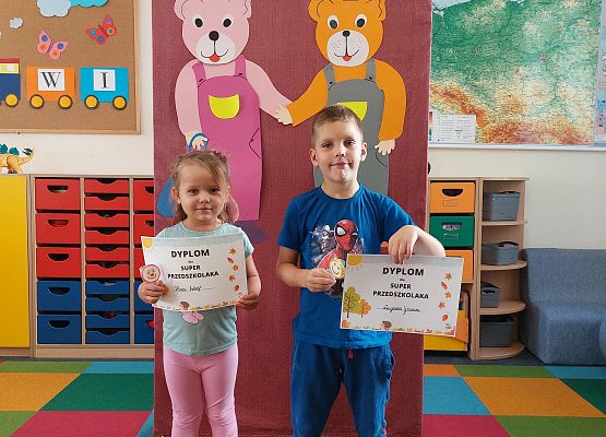 Grafika 2: DZIEŃ PRZEDSZKOLAKA