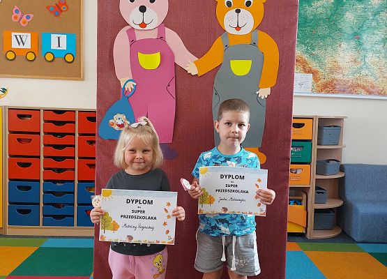 Grafika 5: DZIEŃ PRZEDSZKOLAKA
