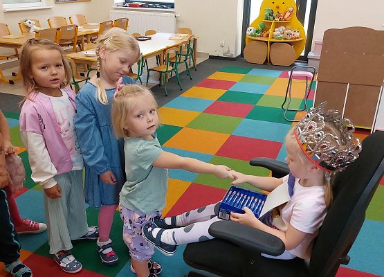 Grafika 2: Nasi Solenizanci  z września