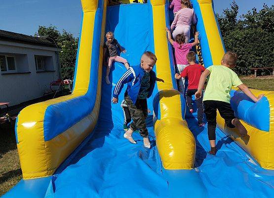 Grafika 25: Dzień Dziecka