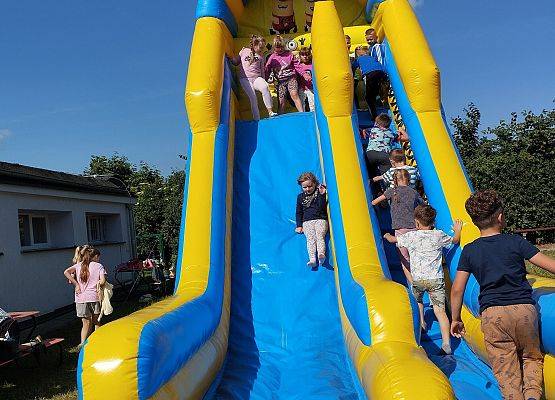 Grafika 26: Dzień Dziecka