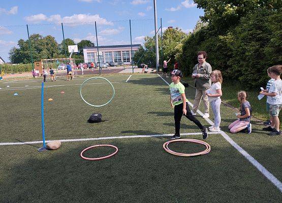 Grafika 4: Dzień Dziecka