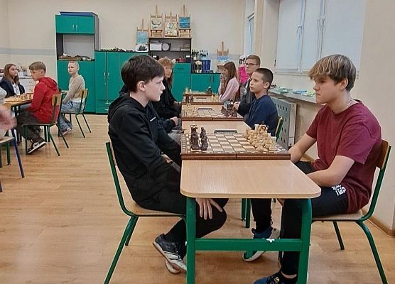 Grafika 3: FINAŁ POWIATOWY W SZACHACH DRUŻYNOWYCH