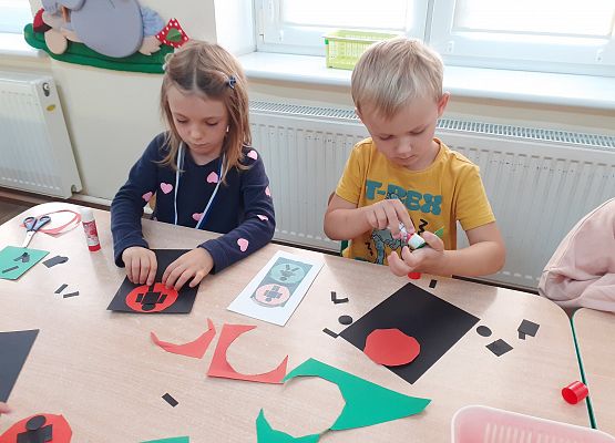 Grafika 2: GALERIA PRACUSIÓW