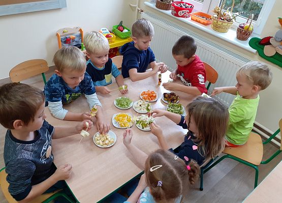 Grafika 12: SMACZNIE I ZDROWO