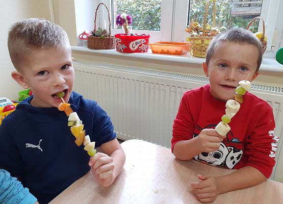 Grafika 15: SMACZNIE I ZDROWO