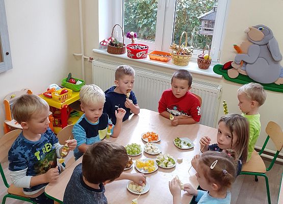 Grafika 18: SMACZNIE I ZDROWO