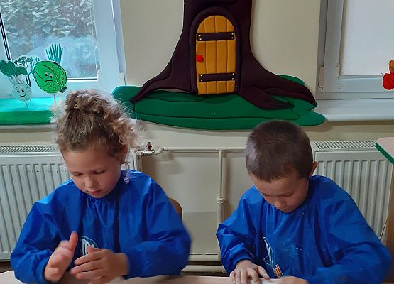 Grafika 9: ĆWICZYMY SPRAWNOŚĆ MANUALNĄ RĄK