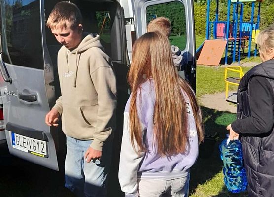 Grafika 4: ZBIÓRKA DLA POWODZIAN