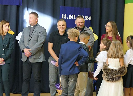 Uroczystość z okazji Dnia Nauczyciela w szkolew Garczegorzu.