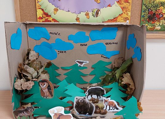 Grafika 1: KOLOROWA JESIEŃ