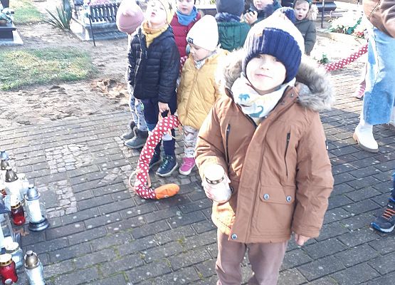 Z wizytą na cmentarzu