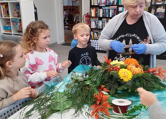 Grafika 4: PAMIĘTAMY, ODWIEDZAMY