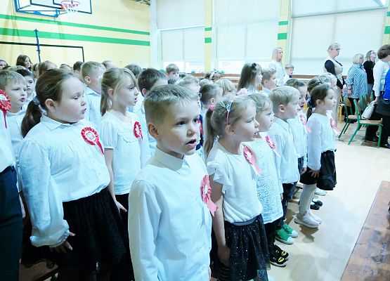 Uroczystość 11 listopada w ZS w Garczegorzu.