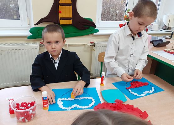 Grafika 7: MALI PATRIOCI