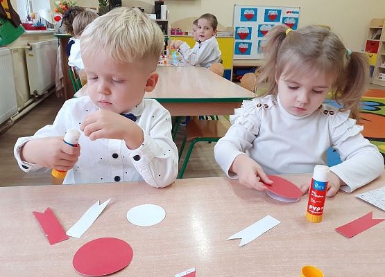 Grafika 15: MALI PATRIOCI