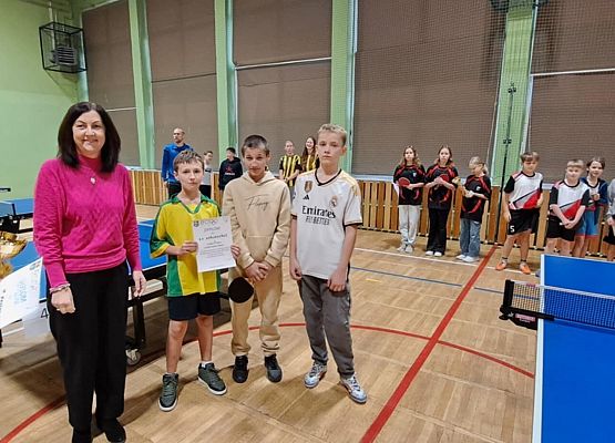 Podwójne Wicemistrzostwo Powiatu w Tenisie Stołowym Dziewcząt i Chłopców w ramach Igrzysk Dzieci