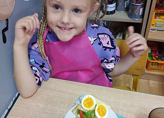 Zdrowe kanapki - praca grupy starszej