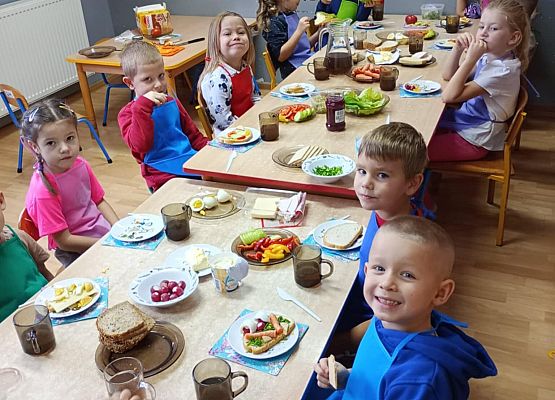 Zdrowe kanapki - praca grupy starszej