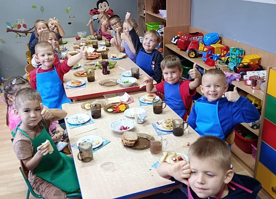 Zdrowe kanapki - praca grupy starszej