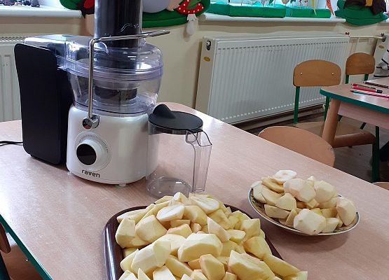 Grafika 2: SMACZNIE I ZDROWO