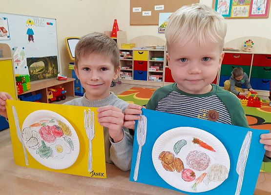 Grafika 1: SMACZNIE I ZDROWO